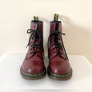Dr. Martens Oxblood Burgundy 11821 Combat Boot Womens Size 8
